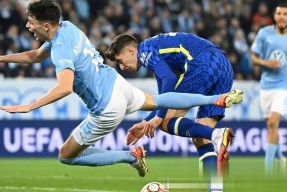 关于今晨曼城外线爆发——CBA常规赛节点到来；话题不断；训练强度明显提升的信息