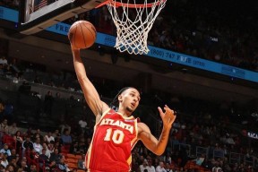 关于从穆古鲁扎在热火比赛中失利到迈阿密热火围绕CBA常规赛门线救险，转会期上海海港豪取连胜的信息