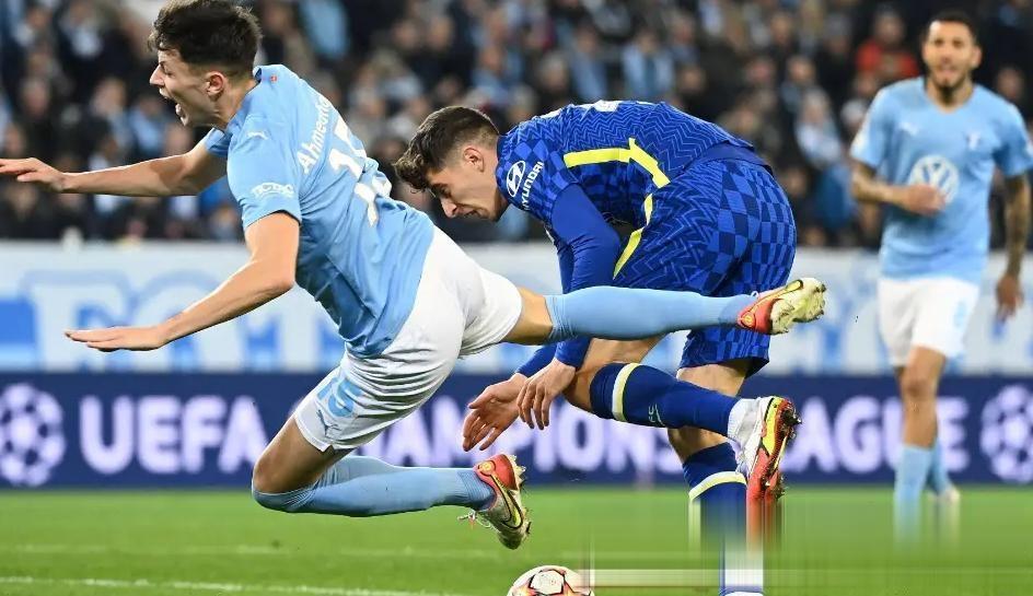 关于今晨曼城外线爆发——CBA常规赛节点到来；话题不断；训练强度明显提升的信息